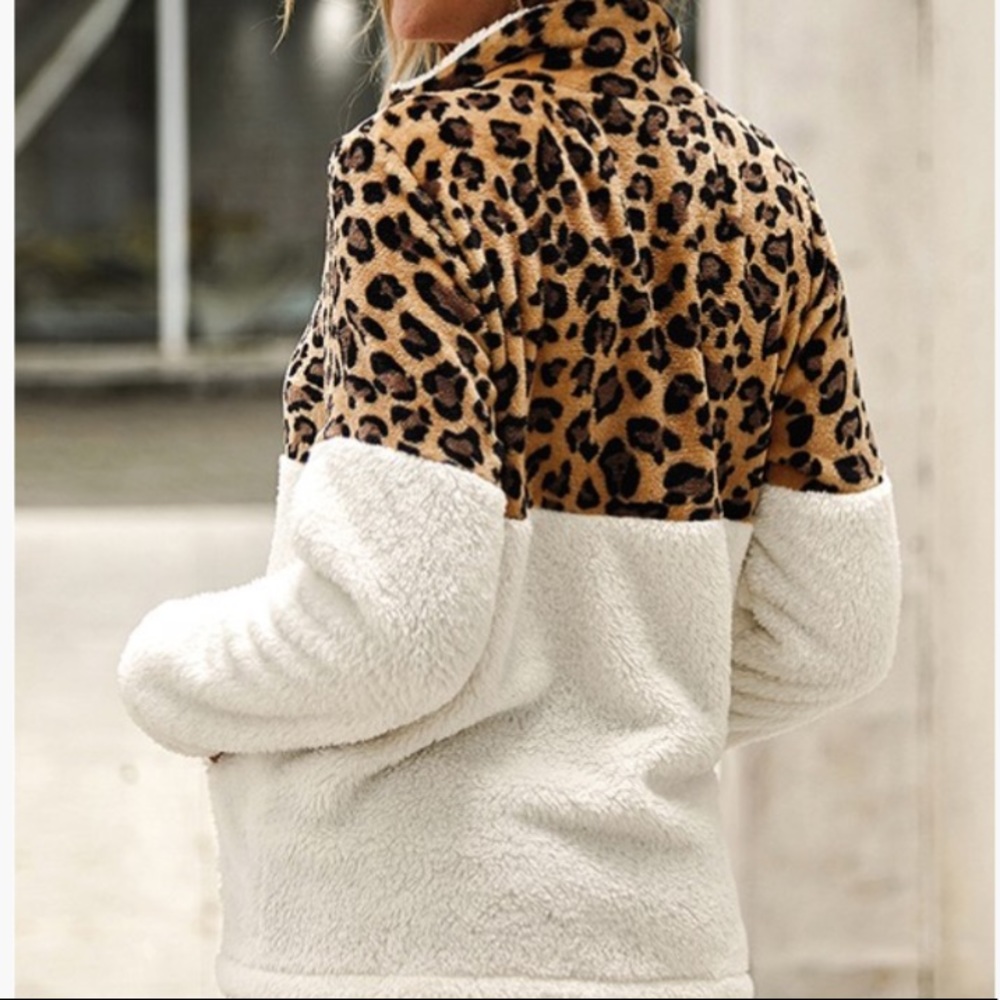 Ivory Fleece Pullover - Picture 2 of 8